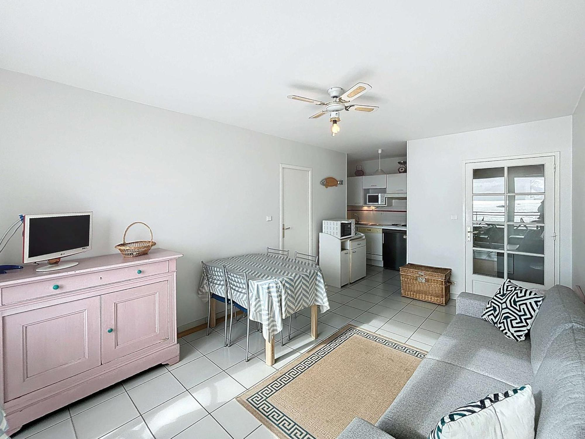Appartement Avec Balcon, Proche Des Plages Et Commerces - Fr-1-361-89 Granville Kültér fotó